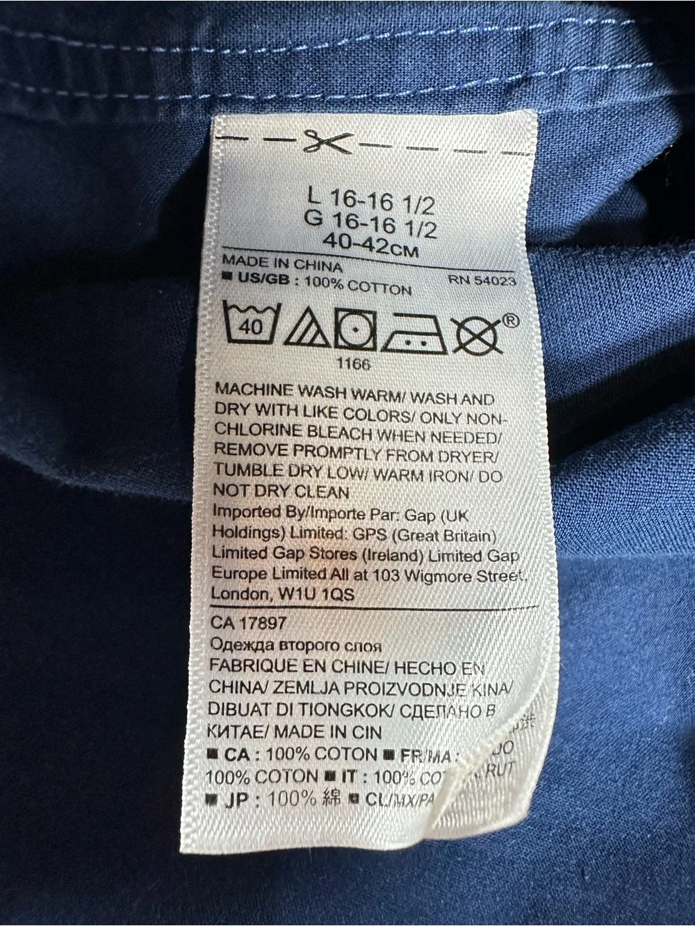 Banana Republic crisp button